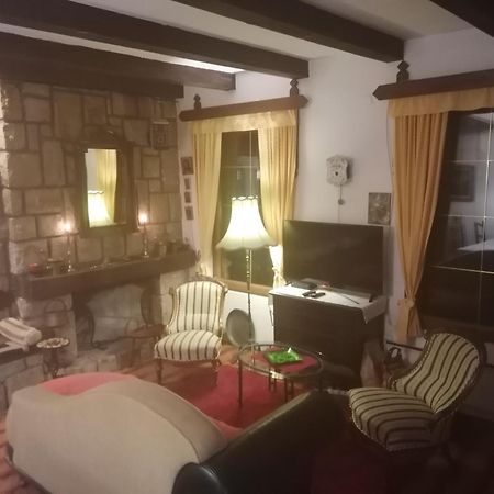 Villa Kornelija Stari Slankamen Exteriör bild